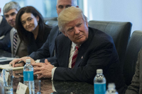 Der designierte US-Präsident Donald Trump bei einem Treffen mit Silicon Valley-Chefs in New York.