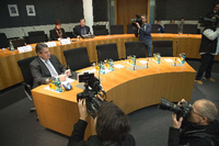Rede und Antwort. Sigmar Gabriel am Donnerstag vor dem Untersuchungsausschuss des Bundestages.
