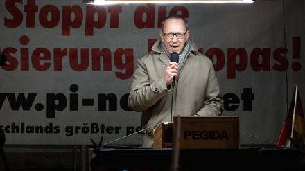 Jörg Urban, Vorsitzender der AfD Sachsen, diese Woche bei einer Kundgebung der rechtsextremistischen Bewegung Pegida auf dem Schlossplatz von Dresden.