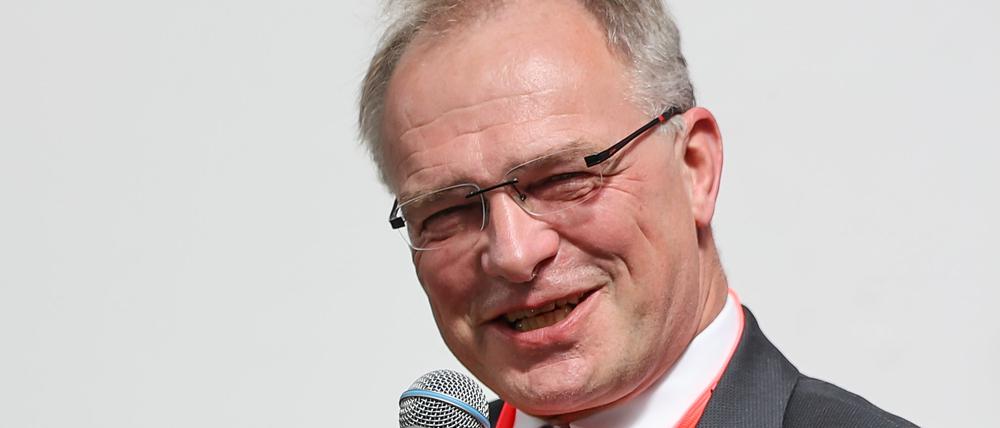 Stefan Raue, Intendant des Deutschlandradios, warnt vor drastischen Einsparungen beim Hörfunk.