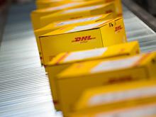 Fristen für Paketlieferungen: DHL bearbeitet mehr als 500.000 Weihnachtspakete pro Tag in Berlin