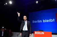 Berlins Regierender Michael Müller (SPD) hat wegen der Causa Holm schon jetzt seine liebe Not mit der Koalition.