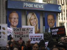 Kurz vor Prozessbeginn: Fox News und Dominion erzielen Einigung in Verleumdungsstreit in den USA