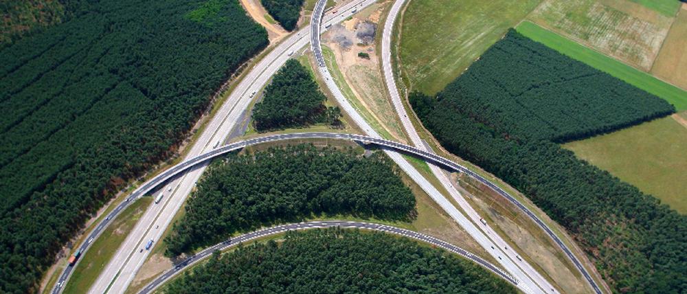 Autobahn Dreieck Nuthetal bei Potsdam ausgebaut