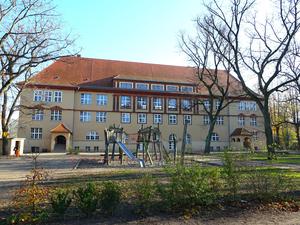 Die Oberseeschule in Berlin-Lichtenberg. 
