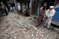 Die Auswirkungen des Erdbebens in Peshawar, Pakistan, am Montag.