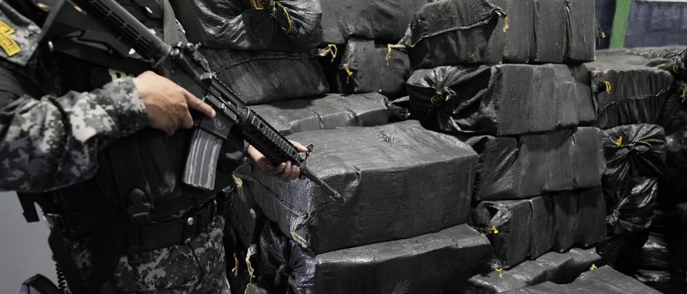 In Ecuador wird der Drogenhandel zunehmend zum Problem.