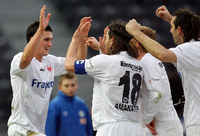 Schwarz und Weiß: Die Fans von Eintracht Frankfurt haben sich in der letzten Saison europaweit einen Namen gemacht.