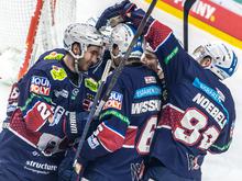 Halbfinale um die Eishockey-Meisterschaft: Straubing spielt, Berlin siegt