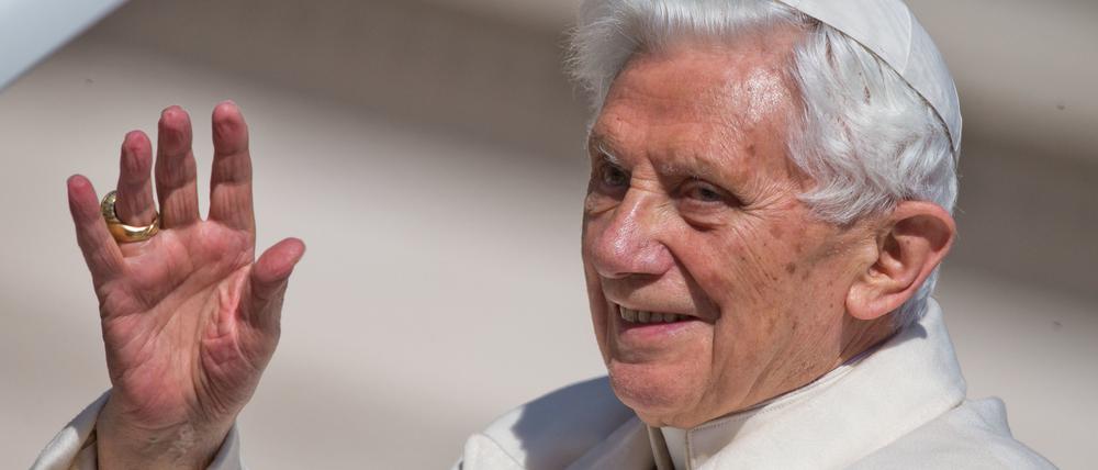 Der emeritierte Papst Benedikt XVI. ist am 31. Dezember 2022 gestorben. 