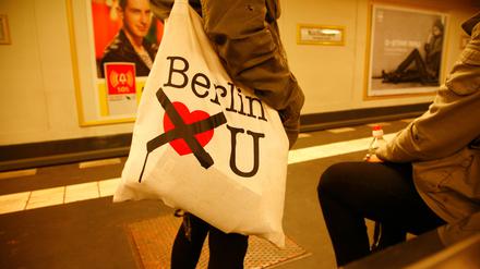 Alle wollen nach Berlin, aber in Berlin scheint nicht Platz für alle Schichten und Sprachen zu sein.