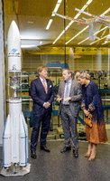 Staunen über Bremer Zukunftstechnologie: Königin Maxima und König Willem-Alexander aus Holland besuchen Airbus.
