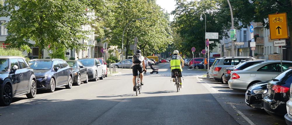 Teile der Fasanenstraße in Wilmersdorf sollen zu einer Fahrradstraße werden .