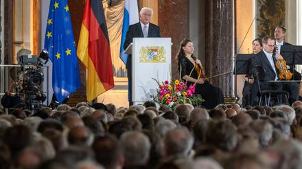 Deutliche Worte: Bundespräsident Frank-Walter Steinmeier beim Festakt auf Herrenchiemsee.