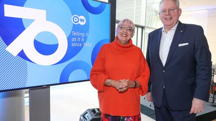 Kulturstaatsministerin Claudia Roth und Peter Limbourg, Intendant Deutsche Welle, beim zum 70-jährigen Bestehen des Auslandssenders.