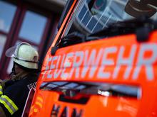 Dachstuhl-Brand unter Kontrolle: 80 Feuerwehrleute bei Einsatz in Berlin-Pankow 
