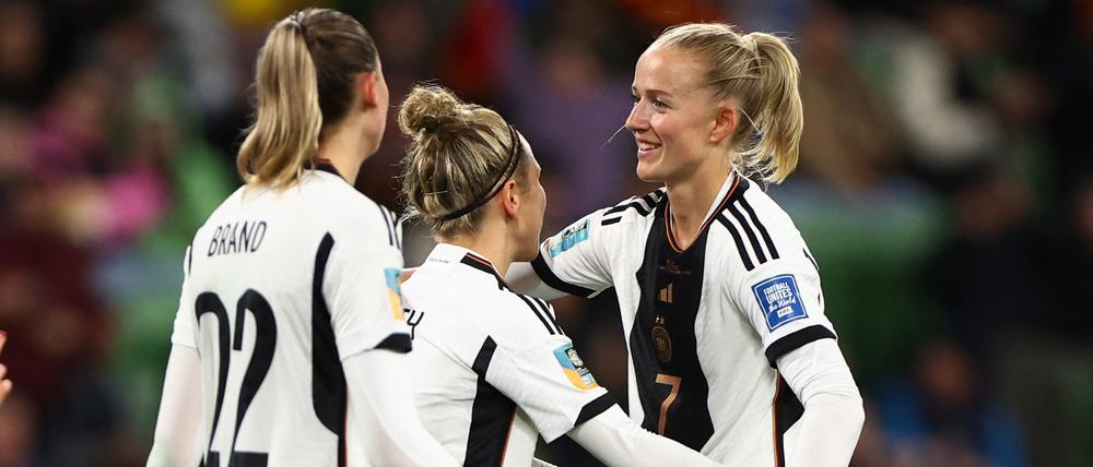 Soccer Football - FIFA Women’s World Cup Australia and New Zealand 2023 - Group H - Germany v Morocco - Melbourne Rectangular Stadium, Melbourne, Australia - July 24, 2023
Germany's Lea Schuller celebrates scoring their sixth goal with teammates REUTERS/Hannah Mckay