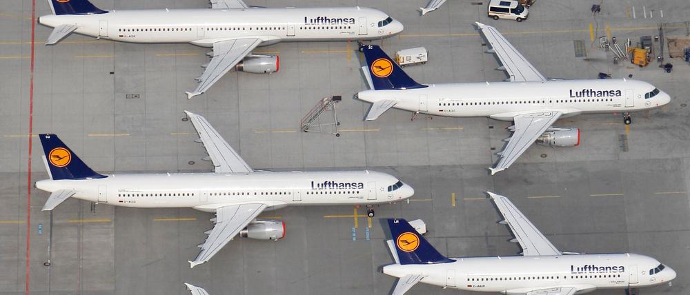 Von den angekündigten Streiks ist auch die Lufthansa betroffen. (Archivbild)