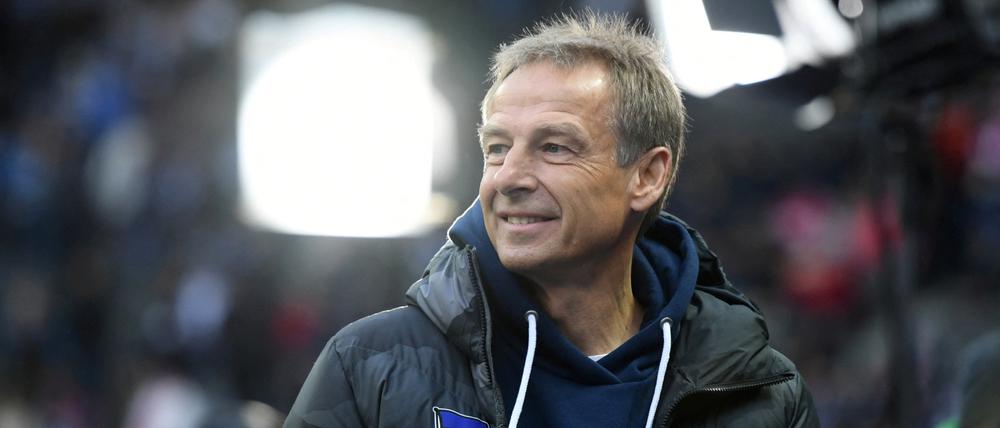 Jetzt kann er wieder grinsen. Jürgen Klinsmann hat einen neuen Job.