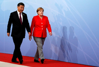 Chinas Staatschef Xi und Kanzlerin Merkel im Juli 2017.