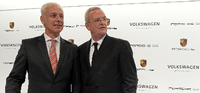 Der Alte und der Neue: Porsche-Chef Matthias Müller soll Nachfolger von Martin Winterkorn an der Spitze von Volkswagen werden. REUTERS/Fabian Bimmer/Files
