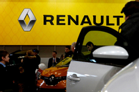 W enn man nur die verkauften Personenkraftwagen zählt, ist Renault mit seiner Allianz mit Nissan und Mitsubishi bereits größter Autohersteller der Welt.