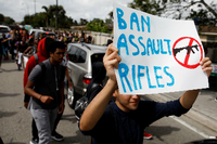 Demonstration für schärfere Waffengesetze in Florida