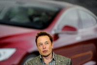 Tesla-Chef Elon Musk twittert jetzt unter Aufsicht