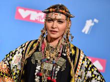 Sängerin vorübergehend auf der Intensivstation: Madonna verschiebt Welttournee wegen „schwerer bakterieller Infektion“