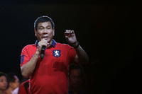 Der bekannte Bürgermeister Rodgrigo Duterte in den letzten Meinungsumfragen zum Favoriten aufgestiegen.