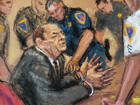 Harvey Weinstein wurden Handschellen angelegt, nachdem er für schuldig gesprochen worden war.