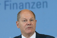 Olaf Scholz (SPD) will, dass die "oberen zehn Prozent" weiterhin die Soli-Steuer bezahlen.