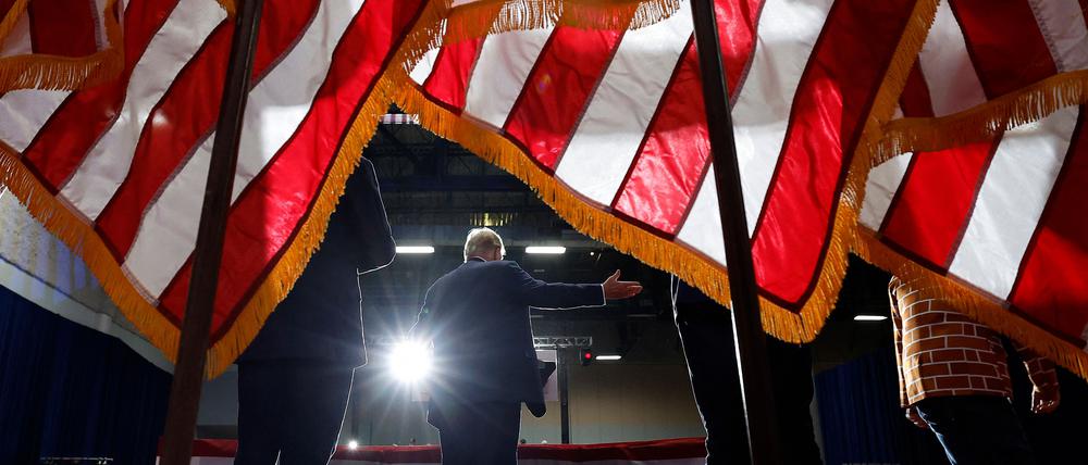 DES MOINES, IOWA - JANUARY 15: Republican presidential candidate, former U.S. President Donald Trump speaks during his caucus night event at the Iowa Events Center on January 15, 2024 in Des Moines, Iowa. Iowans voted today in the state’s caucuses for the first contest in the 2024 Republican presidential nominating process. Trump has been projected winner of the Iowa caucus.   Chip Somodevilla/Getty Images/AFP (Photo by CHIP SOMODEVILLA / GETTY IMAGES NORTH AMERICA / Getty Images via AFP)