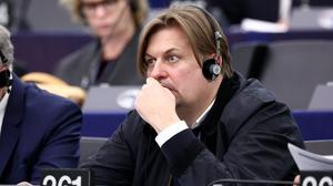 Maximilian Krah im Plenarsaal des Europäischen Parlaments.
