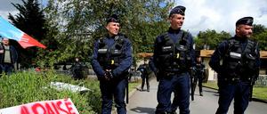 Polizisten bei den Renten-Protesten in Frankreich.