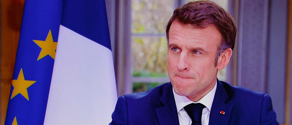 Präsident Emmanuel Macron im TV-Interview. (Photo by Ludovic MARIN / AFP)