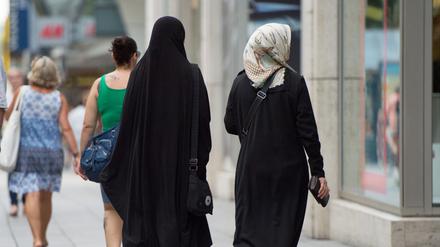 Muslimfeindlichkeit sei eines der „Phänomene, die bislang zu Unrecht zu wenig im Mittelpunkt der Aufmerksamkeit standen“, sagte die beamtete Staatssekretärin Juliane Seifert (SPD).