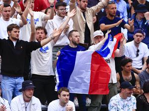 Das französische Publikum beim Grand-Slam-Turnier auf Sand gilt als laut, hitzig - und sehr patriotisch.