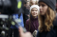 Klimaaktivistin Greta Thunberg in Hamburg – im Vordergrund: Schülerstreik-Organisatorin Luisa Neubauer.