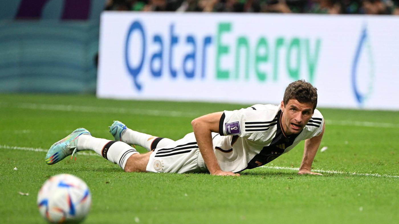 "Dear people, thank you very much" Thomas Müller hints at retiring