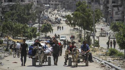 Angst vor einer neuen Bodenoffensive Israels: Palästinenser aus Jabalia im nördlichen Gazastreifen fliehen nach Gaza-Stadt.