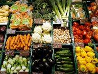 Gemüse ist reich an Ballaststoffen - und setzen appetithemmende Hormone frei.