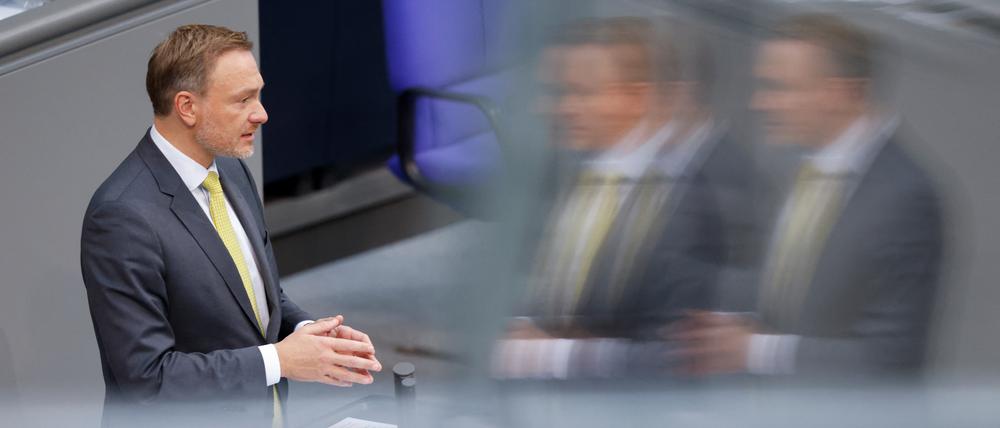 Trickst Finanzminister Christian Lindner bei den Schulden?