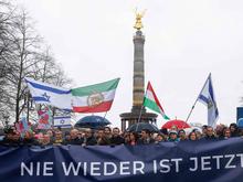 „Nie wieder ist jetzt“: Tausende protestieren in Berlin gegen Antisemitismus und Hass