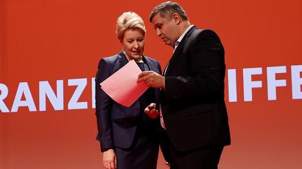 Franziska Giffey und Raed Saleh sind aktuell noch die Vorsitzenden der Berliner SPD. Bis Ende Mai soll die neue Landesspitze gewählt werden.