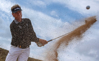 Aus dem Bunker. Golfer Bernhard Langer spielt am Wochenende im mecklenburgischen Gneven beim Turnier der European-Senior-Tour.