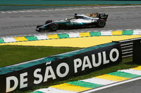 Da fährt der Weltmeister. Doch wie oft wird der Brite Lewis Hamilton vom Team Mercedes in Sao Paulo noch in Aktion zu sehen sein?