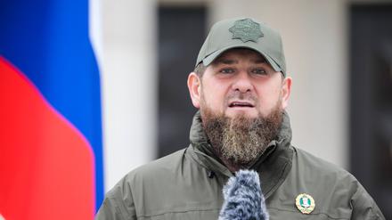 Ramsan Kadyrow, Oberhaupt der Tschetschenischen Republik, spielt mit dem Gedanken um eine eigene Söldnertruppe (Archivbild).