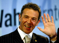Jörg Haider stieg schnell zum Politikstar auf.