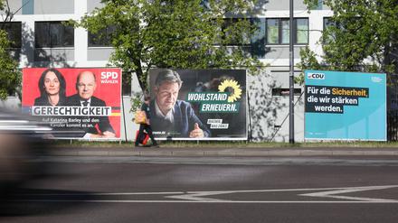 Wer steht hier eigentlich zur Wahl? Die SPD wirbt mit dem Kanzler, die Grünen mit dem Vizekanzler. Bei der Europawahl können beide nicht gewählt werden.